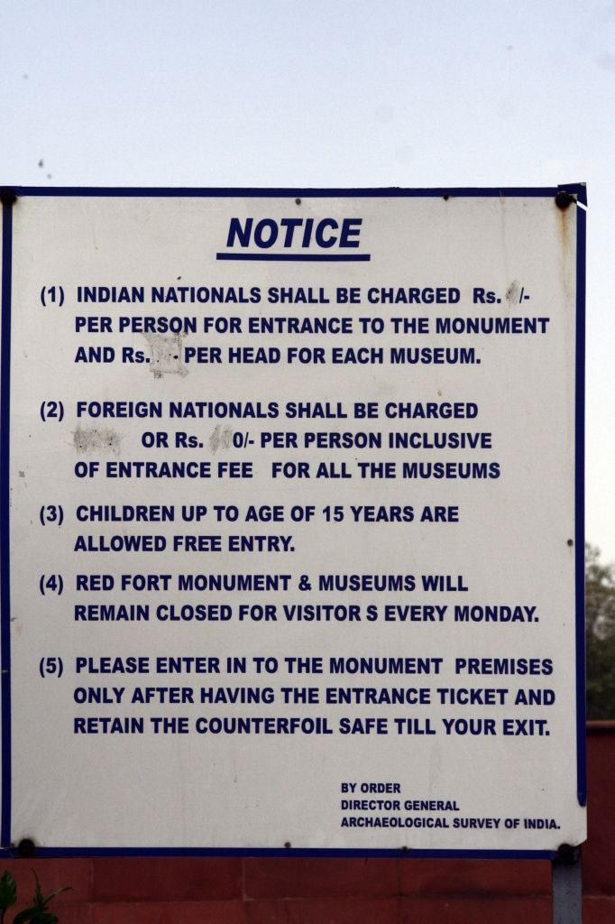 Indien,Delhi,Höflichkeit