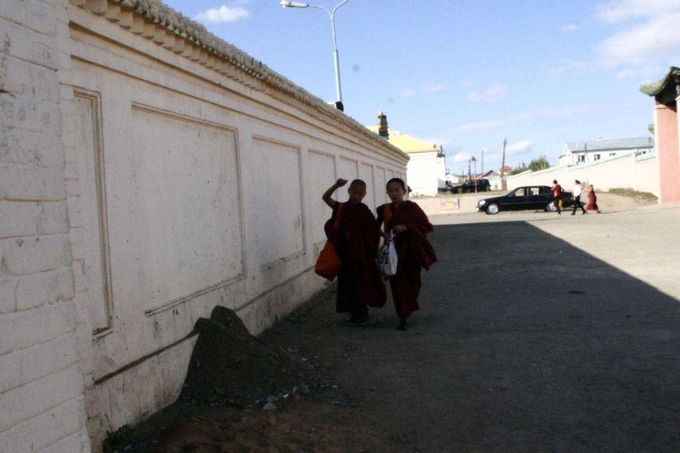 Mongolei,Ulan Bator,Kinder,Müll