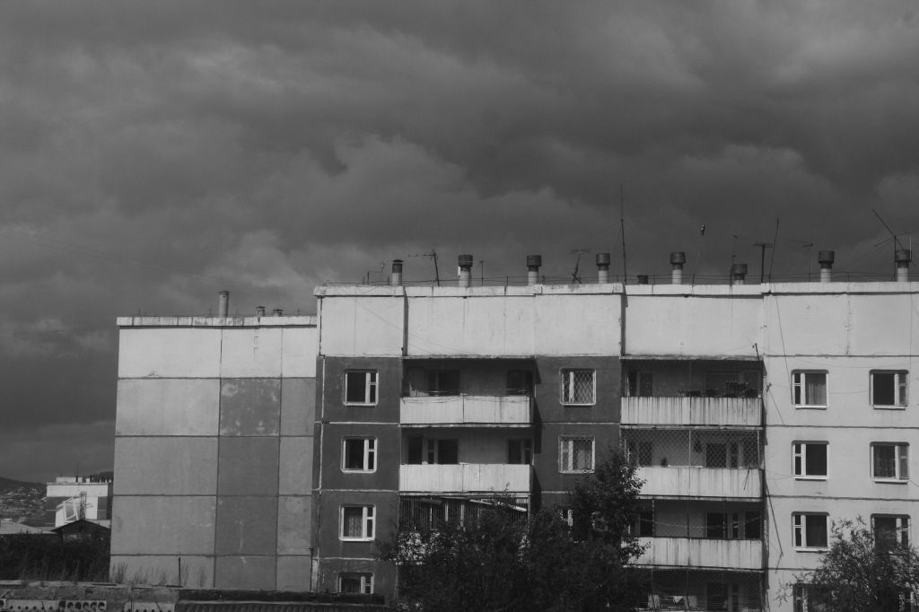 B & W,Russland,Plattenbau,Ulan-Ude