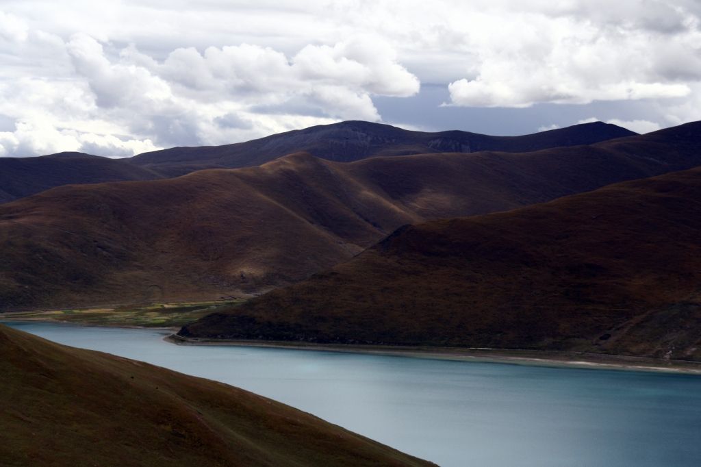 Tibet,Yardrog Yutsho