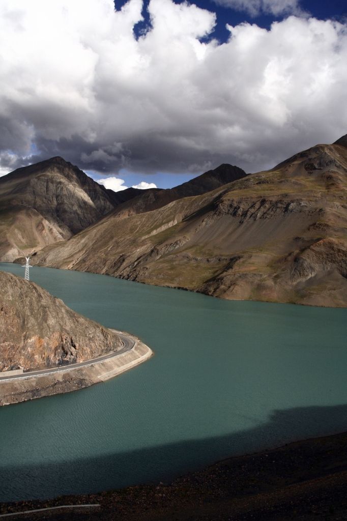 Tibet,Yardrog Yutsho